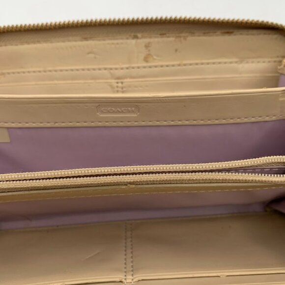 Coach Wallet - Picture 6 of 10
